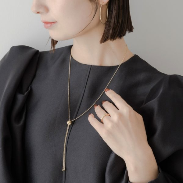 ロングネックレスのブランド選びに迷ってる？年代別おすすめデザイン解説